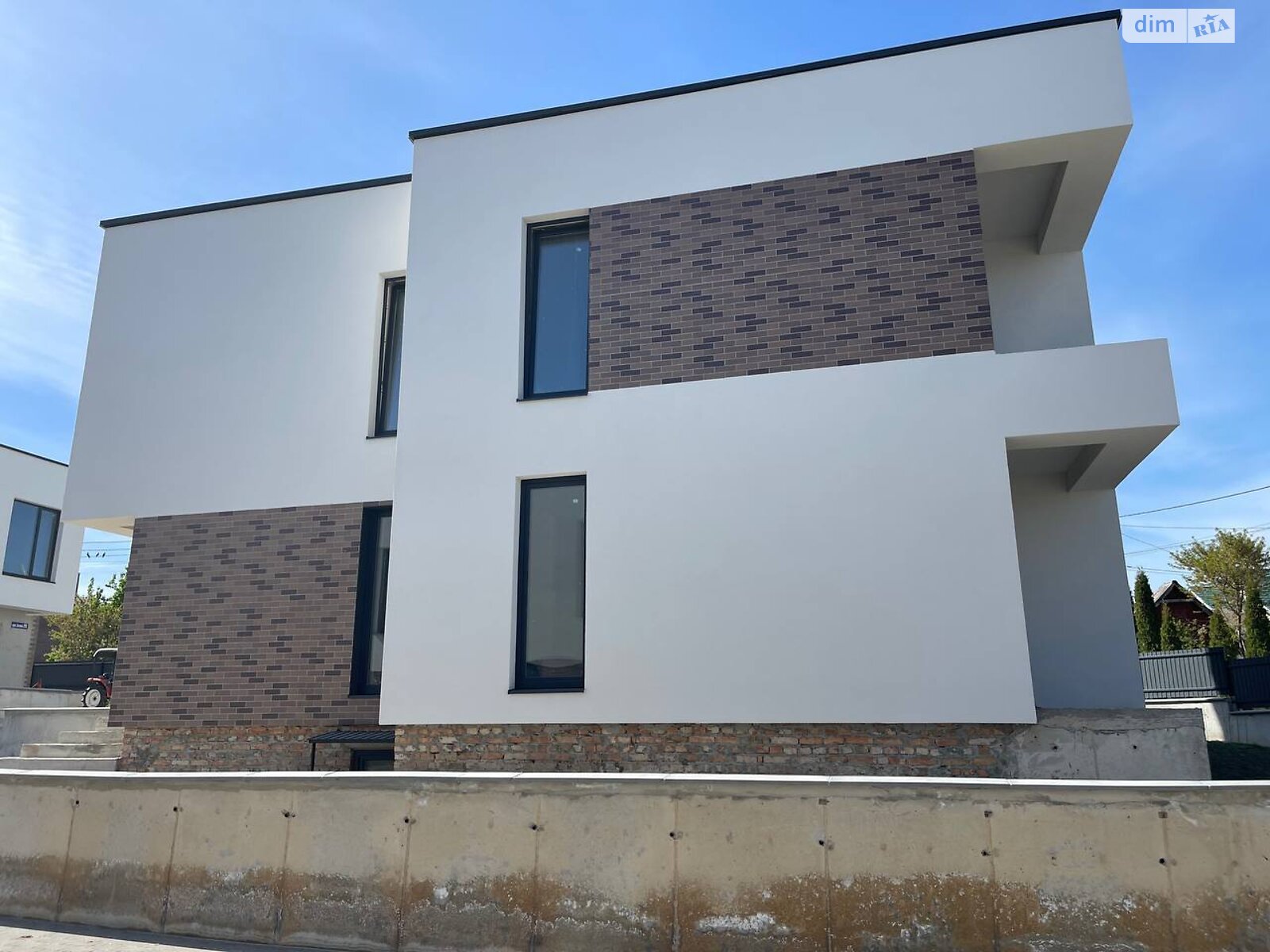 двоповерховий дуплекс, 125 кв. м, цегла. Продаж у Тернополі фото 1 двоповерховий дуплекс, 125 кв. м, цегла. Продаж у Тернополі фото 1