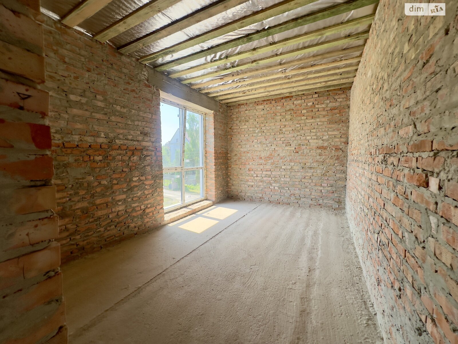 двоповерховий дуплекс, 130 кв. м, цегла. Продаж у Тинном фото 1
