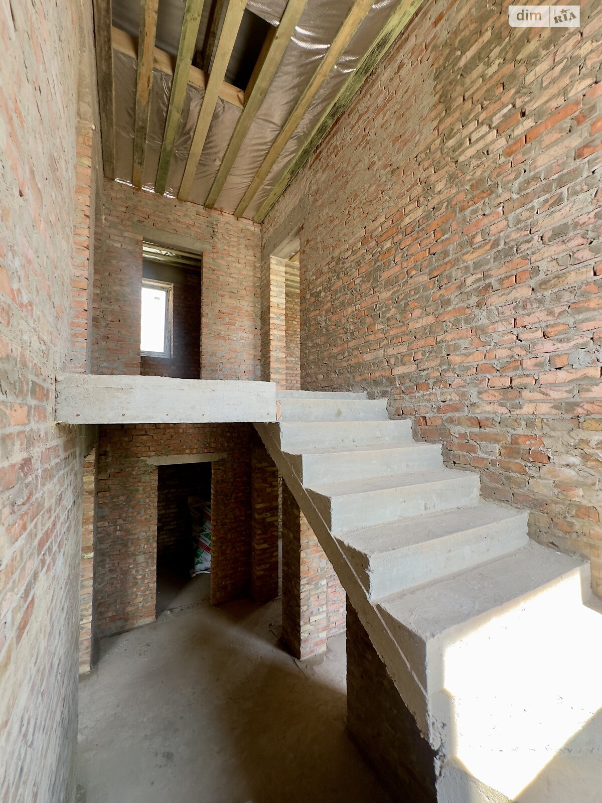двоповерховий дуплекс, 130 кв. м, цегла. Продаж у Тинном фото 1