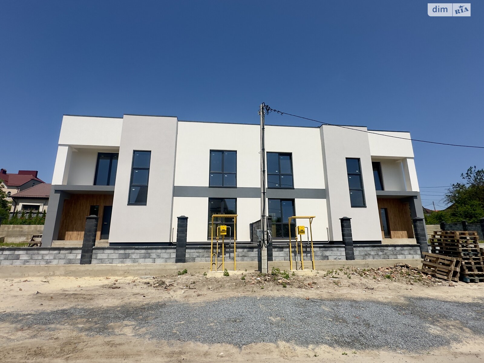 двоповерховий дуплекс, 130 кв. м, цегла. Продаж у Тинном фото 1