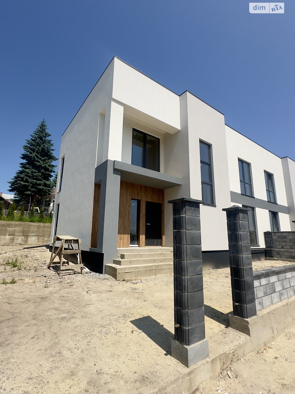 двоповерховий дуплекс, 130 кв. м, цегла. Продаж у Тинном фото 1