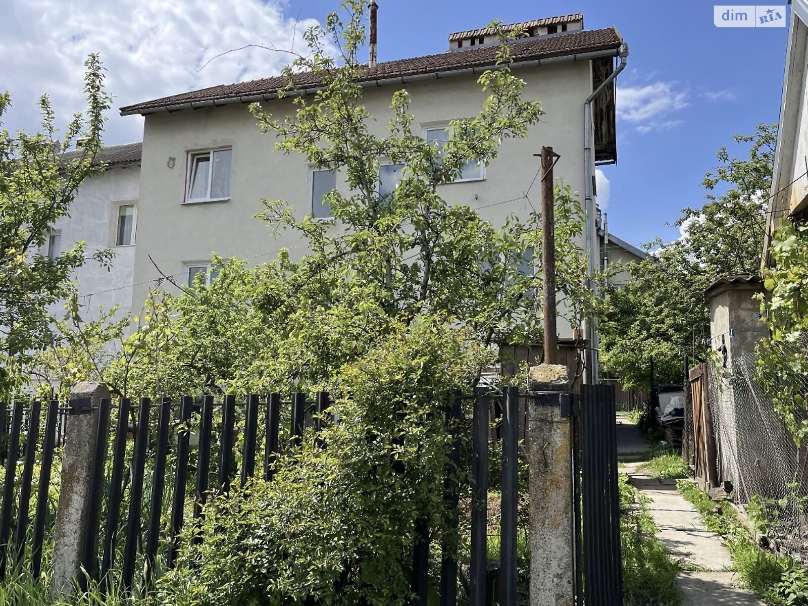 триповерховий дуплекс, 173 кв. м, кирпич. Продаж у Угринові фото 1