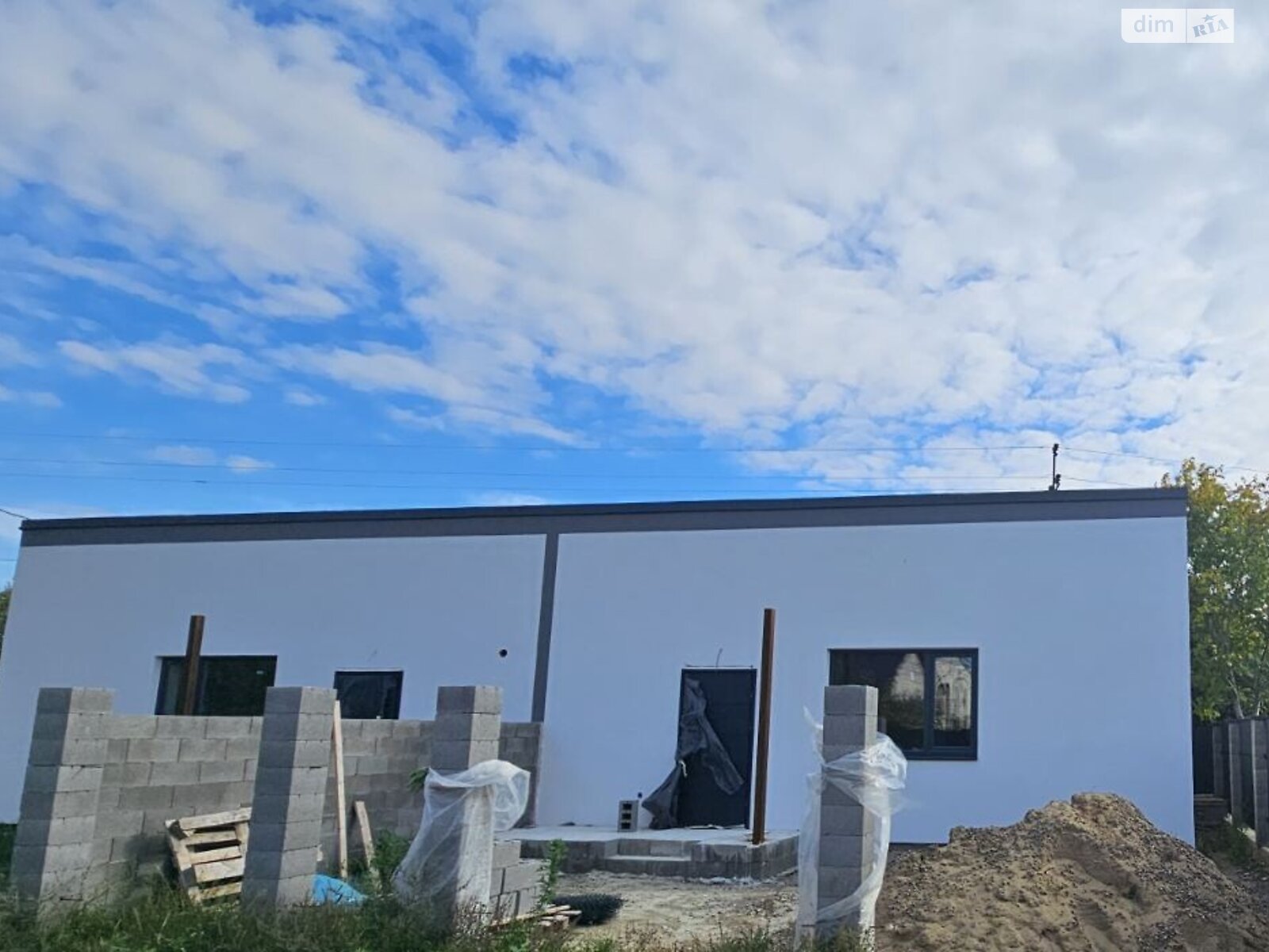 одноповерховий дуплекс, 54.47 кв. м, цегла. Продаж у Ужгороді фото 1 одноповерховий дуплекс, 54.47 кв. м, цегла. Продаж у Ужгороді фото 1