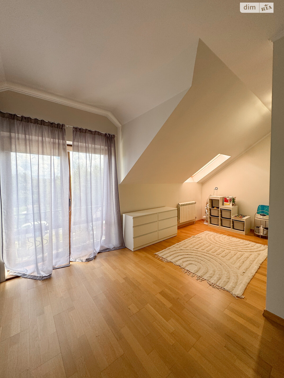 двоповерховий дуплекс, 120 кв. м, цегла. Продаж у Ужгороді фото 1 двоповерховий дуплекс, 120 кв. м, цегла. Продаж у Ужгороді фото 1