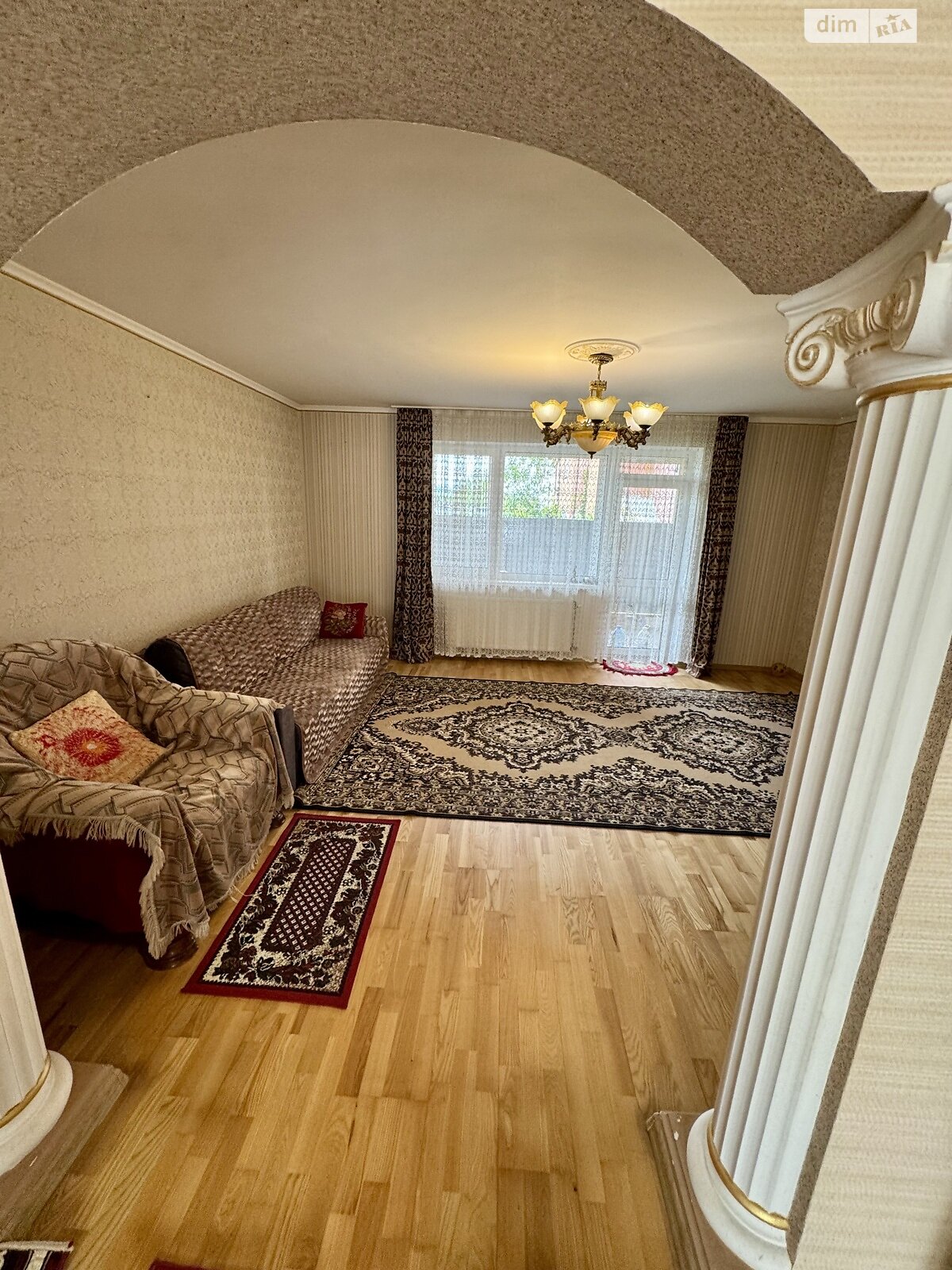 трехэтажный дуплекс, 128 кв. м, кирпич. Продажа в Ужгороде фото 1 трехэтажный дуплекс, 128 кв. м, кирпич. Продажа в Ужгороде фото 1