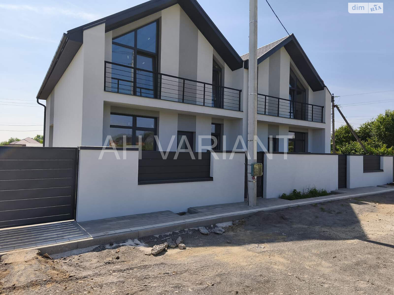 двухэтажный дуплекс, 120 кв. м, кирпич. Продажа в Ужгороде фото 1 двухэтажный дуплекс, 120 кв. м, кирпич. Продажа в Ужгороде фото 1