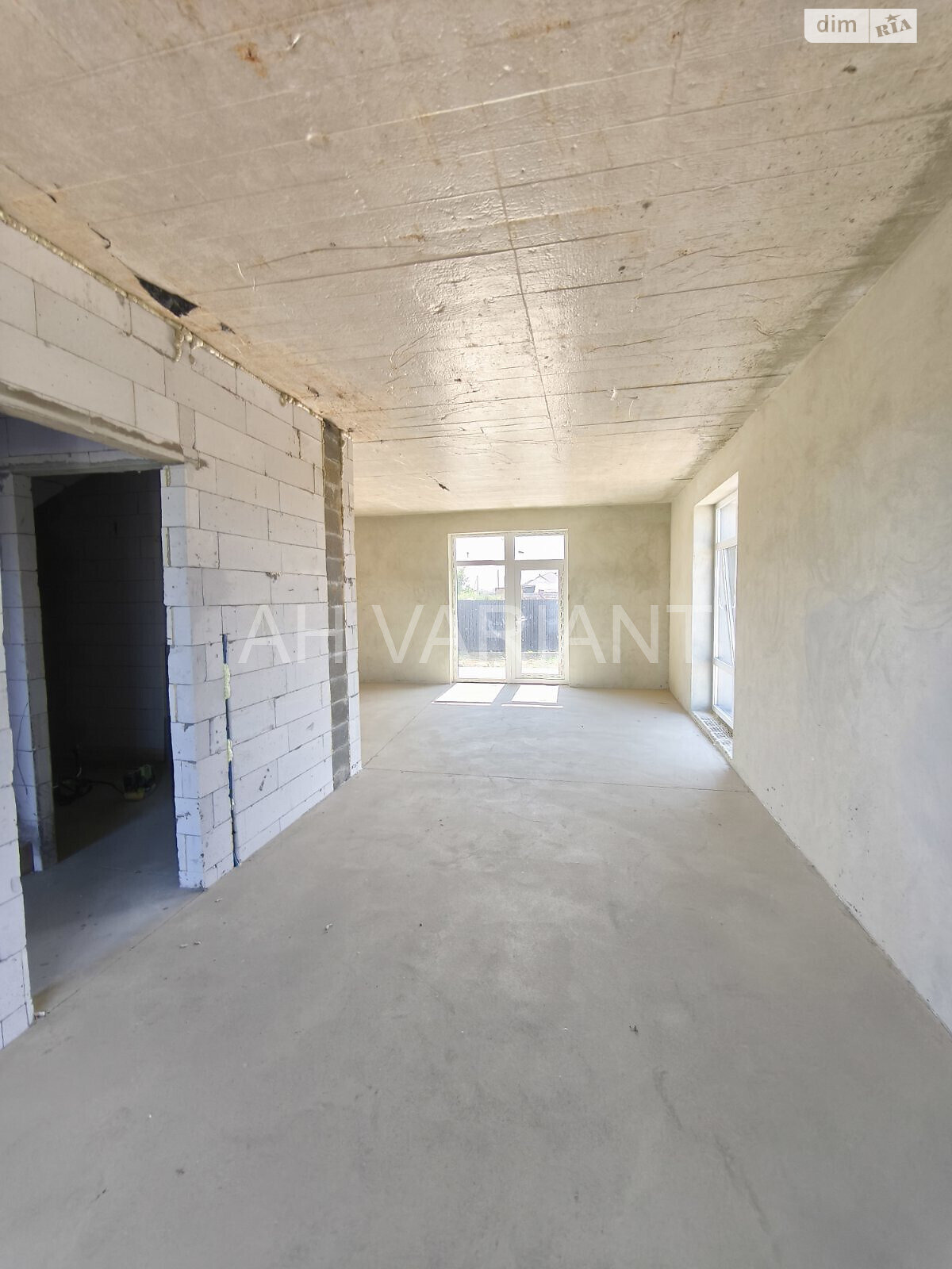 двухэтажный дуплекс, 120 кв. м, кирпич. Продажа в Ужгороде фото 1 двухэтажный дуплекс, 120 кв. м, кирпич. Продажа в Ужгороде фото 1