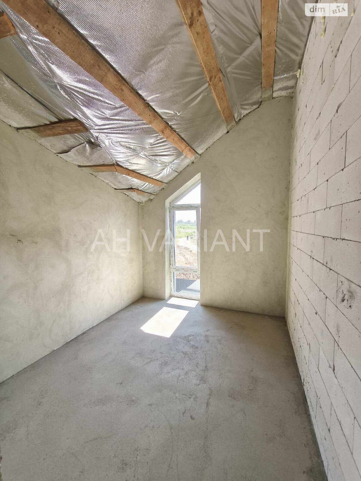 двухэтажный дуплекс, 120 кв. м, кирпич. Продажа в Ужгороде фото 1 двухэтажный дуплекс, 120 кв. м, кирпич. Продажа в Ужгороде фото 1