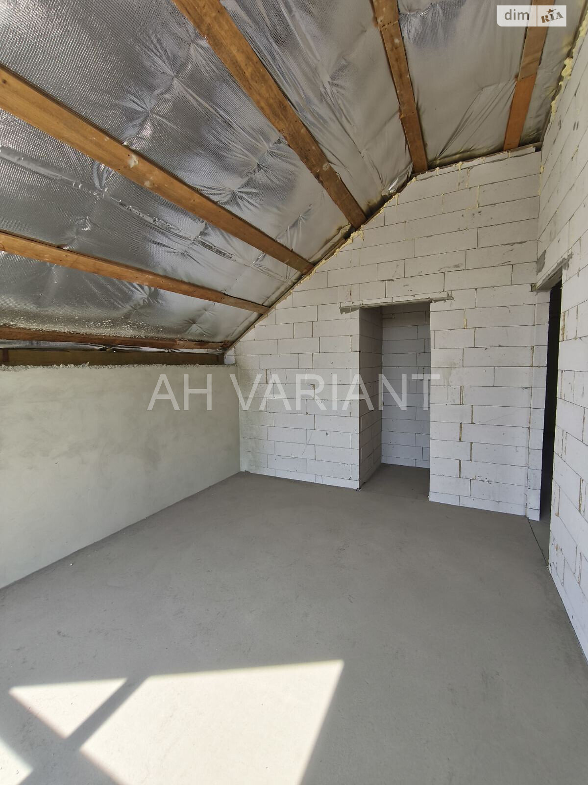 двухэтажный дуплекс, 120 кв. м, кирпич. Продажа в Ужгороде фото 1 двухэтажный дуплекс, 120 кв. м, кирпич. Продажа в Ужгороде фото 1