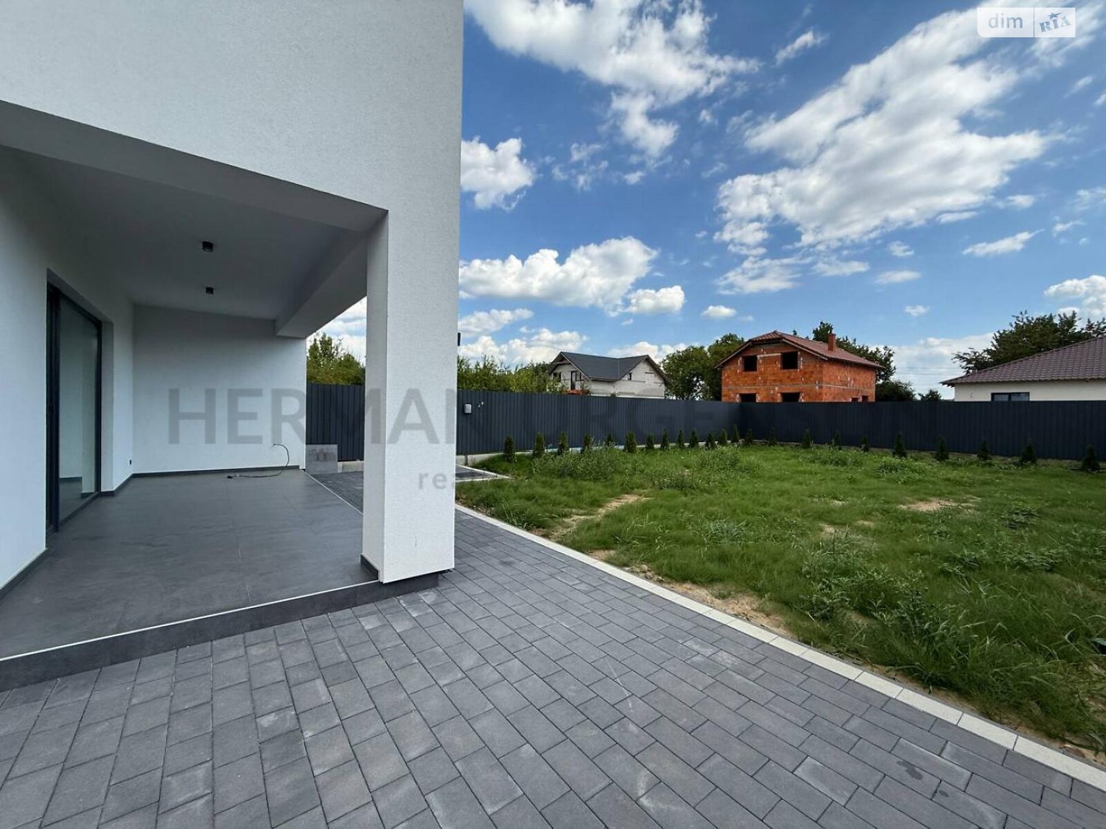 двоповерховий дуплекс, 138 кв. м, цегла. Продаж в Ужгороді, район Садовий фото 1