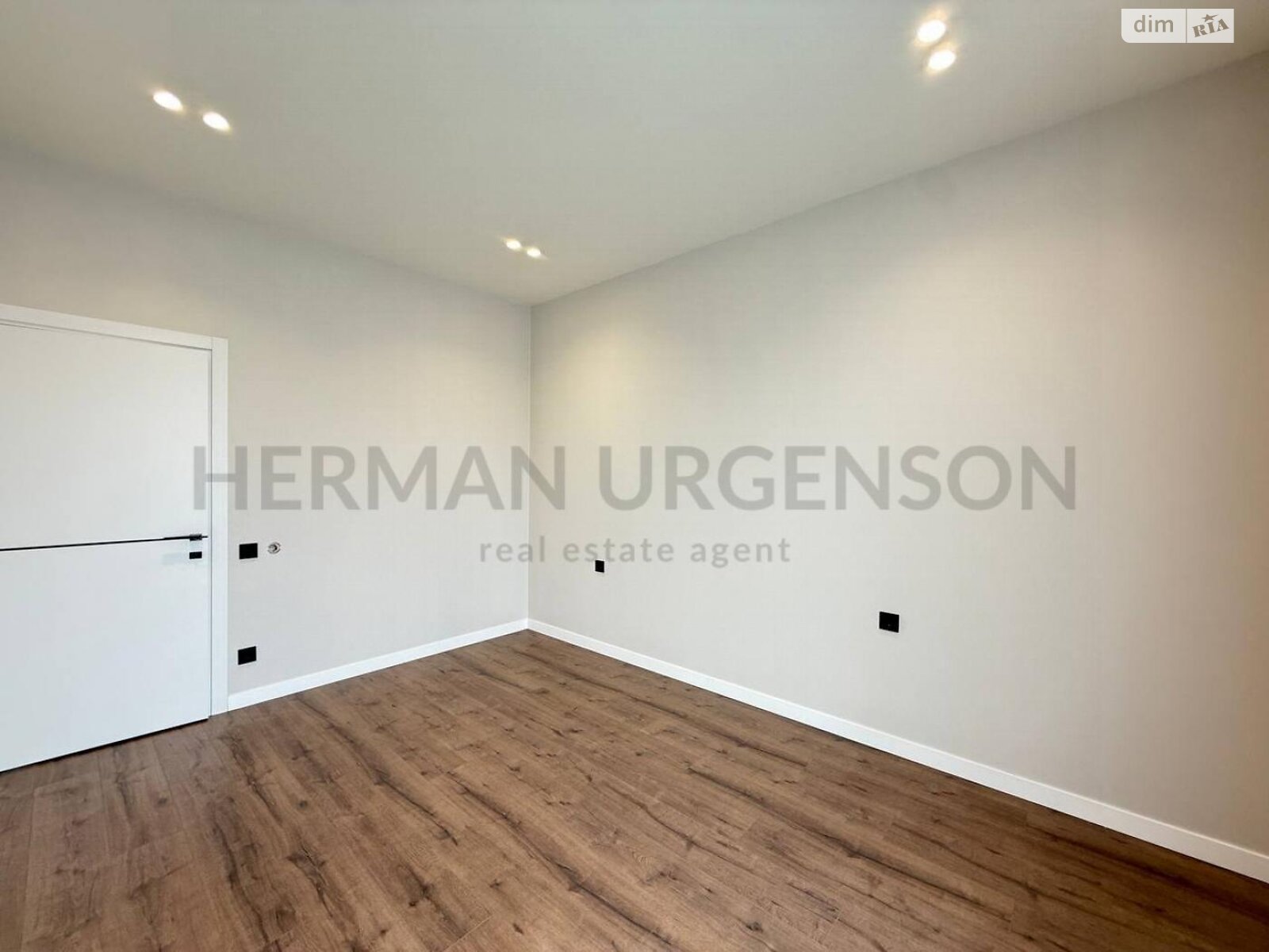 двоповерховий дуплекс, 138 кв. м, цегла. Продаж в Ужгороді, район Садовий фото 1