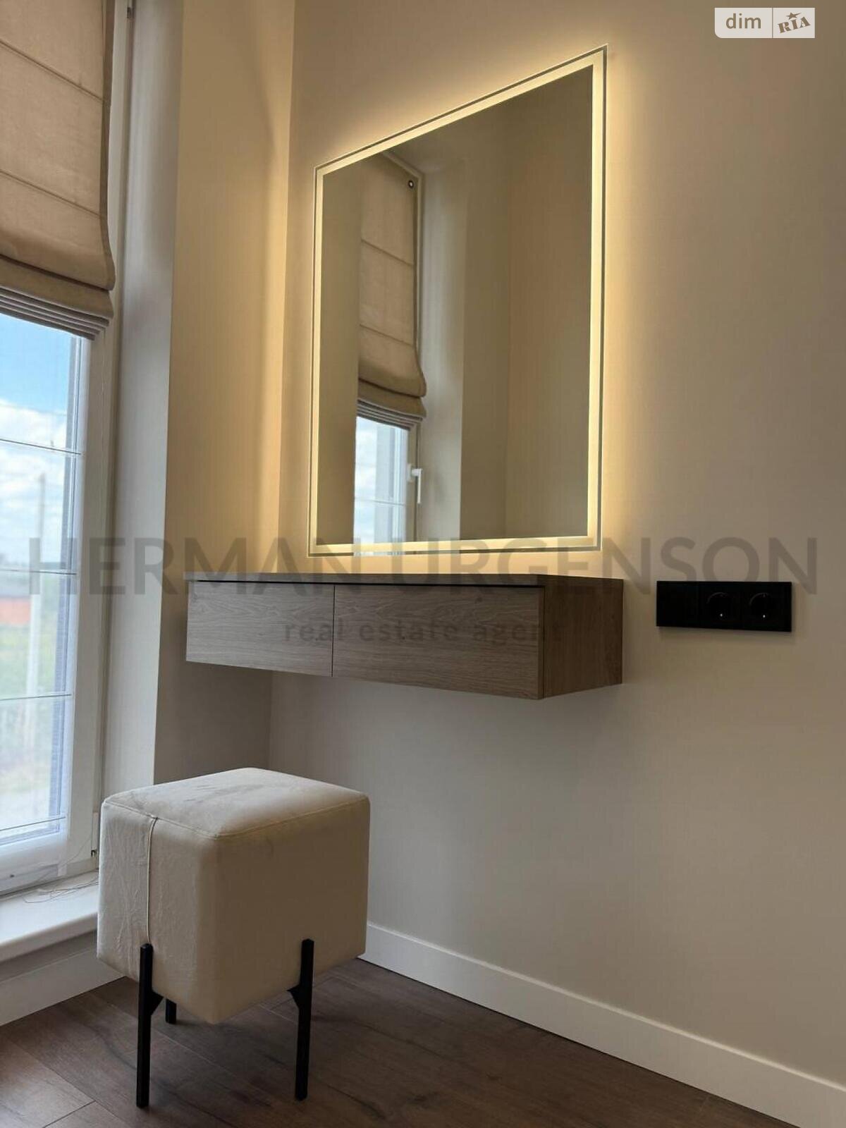 двоповерховий дуплекс, 138 кв. м, цегла. Продаж в Ужгороді, район Садовий фото 1