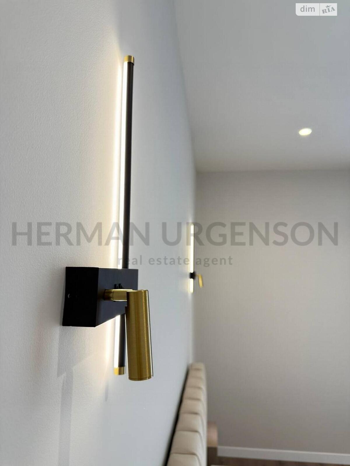 двоповерховий дуплекс, 138 кв. м, цегла. Продаж в Ужгороді, район Садовий фото 1