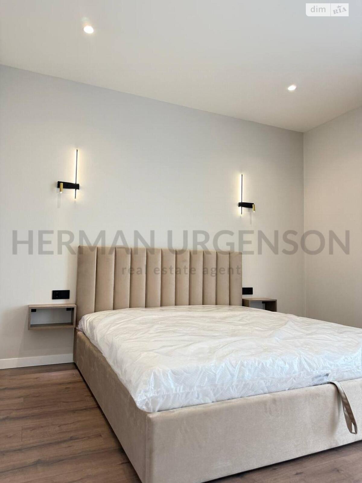 двоповерховий дуплекс, 138 кв. м, цегла. Продаж в Ужгороді, район Садовий фото 1