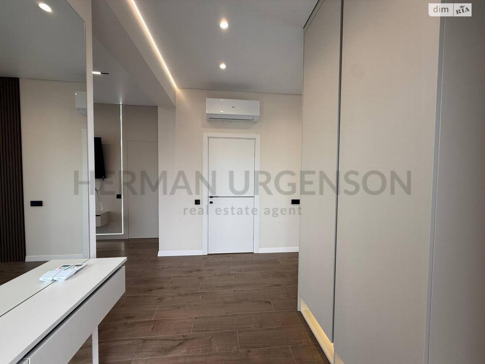 двоповерховий дуплекс, 138 кв. м, цегла. Продаж в Ужгороді, район Садовий фото 1