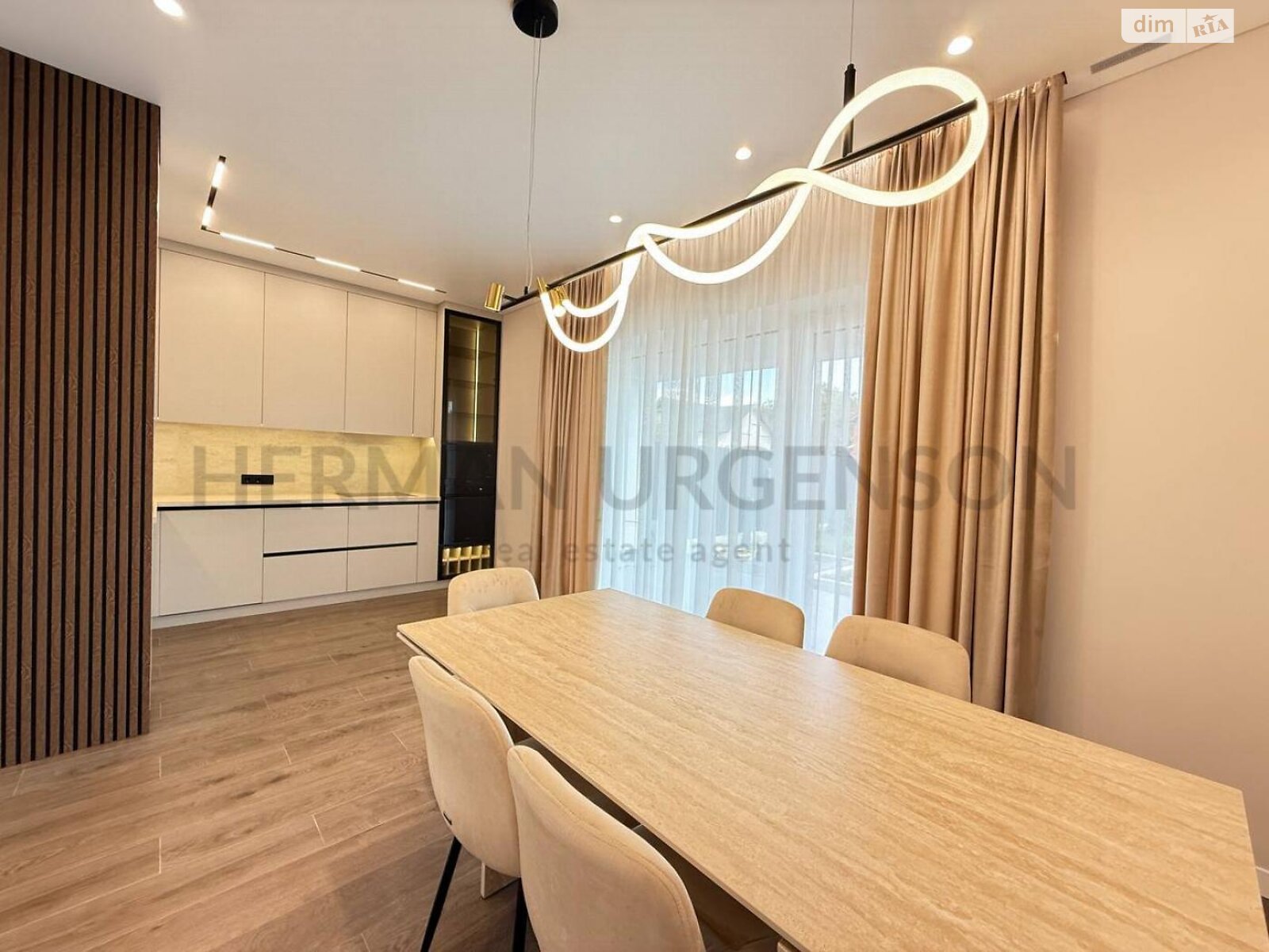 двоповерховий дуплекс, 138 кв. м, цегла. Продаж в Ужгороді, район Садовий фото 1