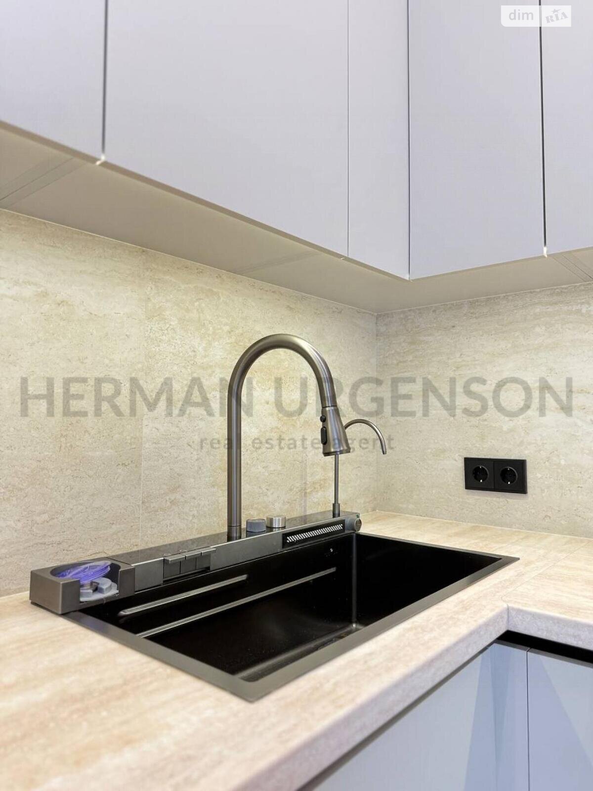 двоповерховий дуплекс, 138 кв. м, цегла. Продаж в Ужгороді, район Садовий фото 1