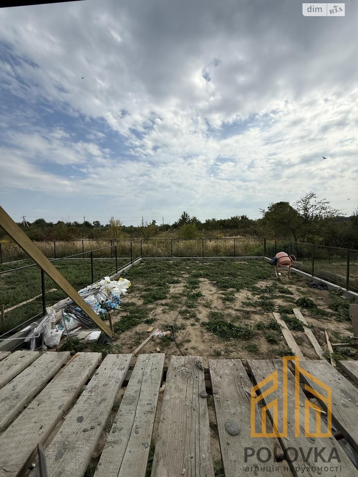 двухэтажный дуплекс, 105 кв. м, кирпич. Продажа в Ужгороде район Садовый фото 1 двухэтажный дуплекс, 105 кв. м, кирпич. Продажа в Ужгороде район Садовый фото 1