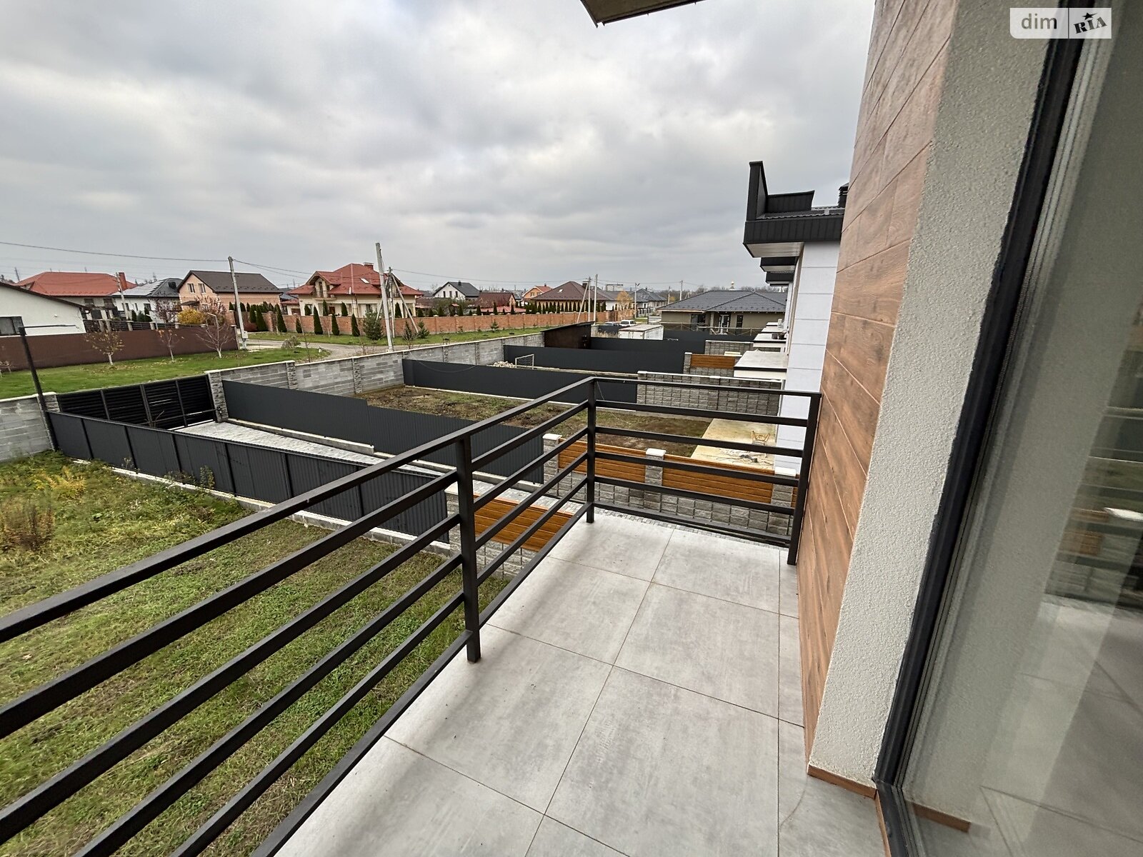 двоповерховий дуплекс, 115 кв. м, цегла. Продаж в Ужгороді, район Табла-1 фото 1