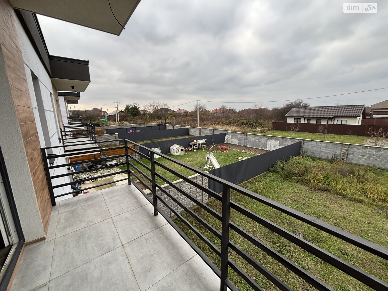 двоповерховий дуплекс, 115 кв. м, цегла. Продаж в Ужгороді, район Табла-1 фото 1