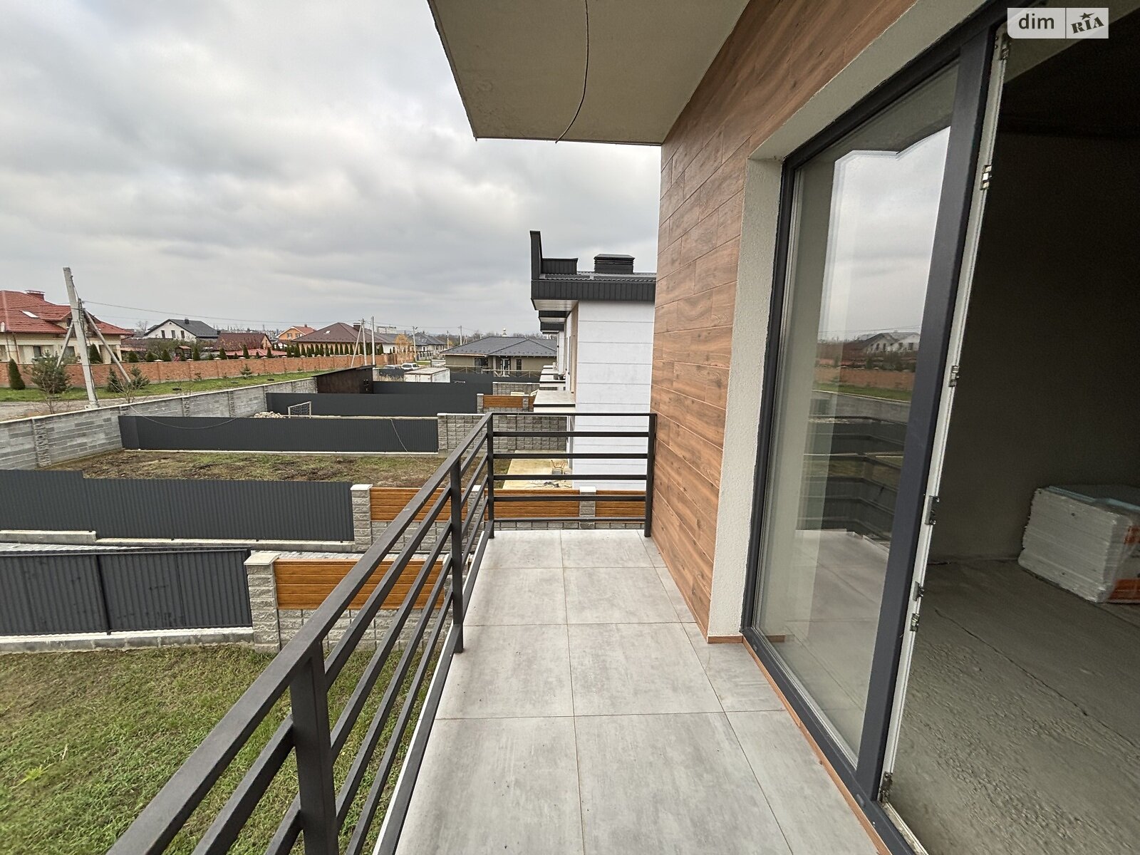 двоповерховий дуплекс, 115 кв. м, цегла. Продаж в Ужгороді, район Табла-1 фото 1