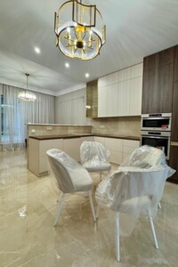 трехэтажный дуплекс, 138 кв. м, кирпич. Продажа в Ужгороде район Центр фото 2