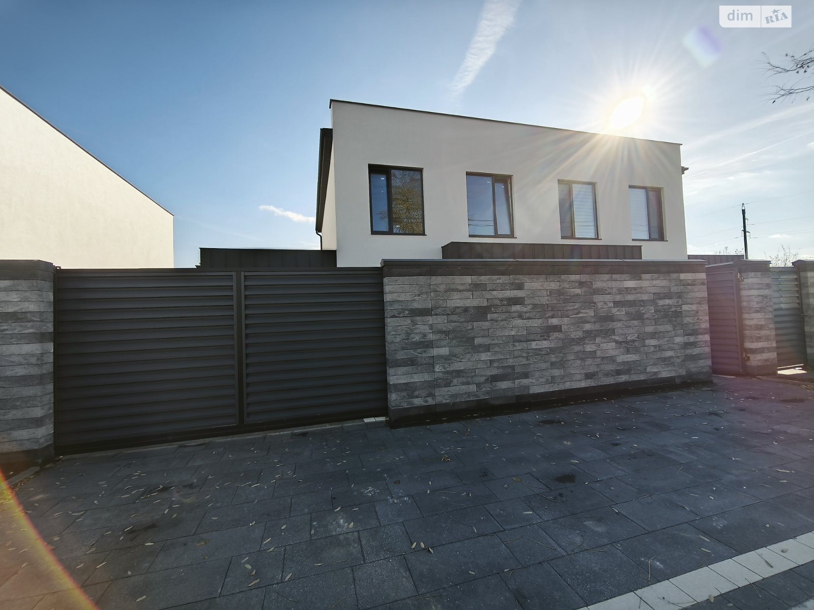 двухэтажный дуплекс, 130 кв. м, кирпич. Продажа в Ужгороде фото 1 двухэтажный дуплекс, 130 кв. м, кирпич. Продажа в Ужгороде фото 1