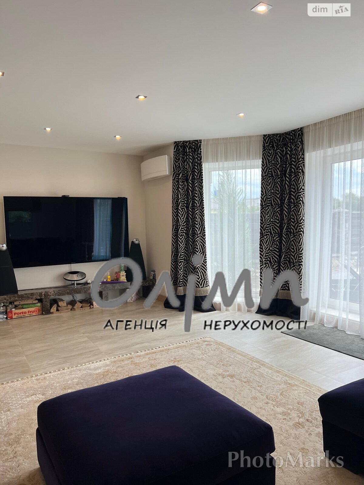 двухэтажный дуплекс, 175 кв. м, кирпич. Продажа в Великих Гаях фото 1