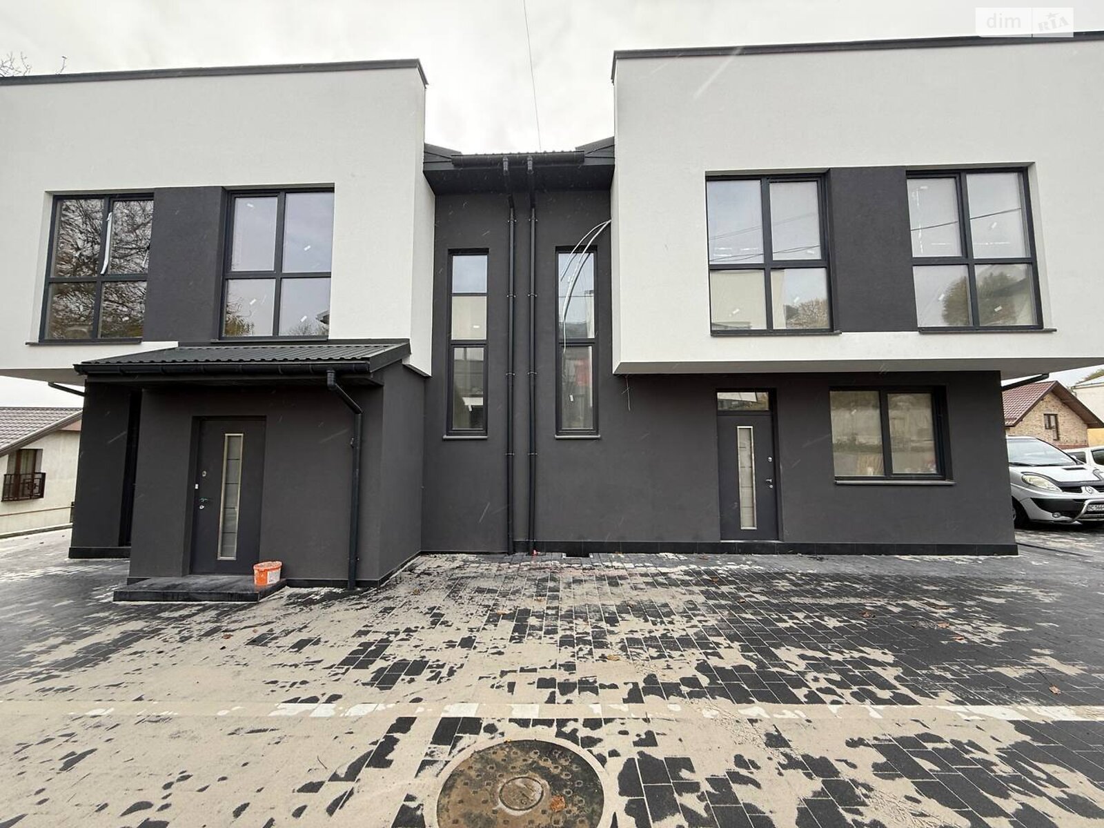 двоповерховий дуплекс, 100 кв. м, кирпич. Продаж в Винниках, район Личаківський фото 1 двоповерховий дуплекс, 100 кв. м, кирпич. Продаж в Винниках, район Личаківський фото 1