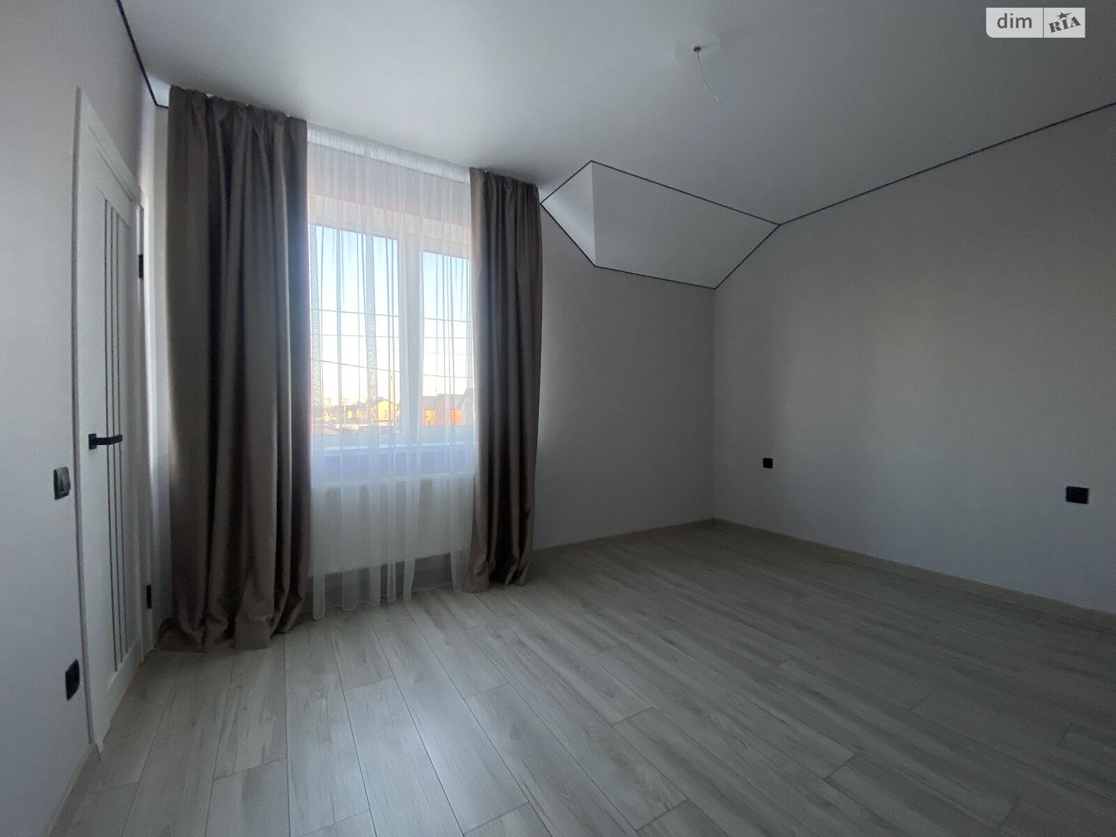 двухэтажный дуплекс, 105 кв. м, кирпич. Продажа в Агрономичном фото 1 двухэтажный дуплекс, 105 кв. м, кирпич. Продажа в Агрономичном фото 1