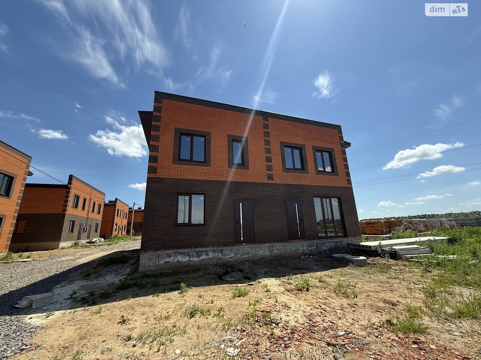двоповерховий дуплекс, 75 кв. м, кирпич. Продаж у Агрономічному фото 1 двоповерховий дуплекс, 75 кв. м, кирпич. Продаж у Агрономічному фото 1
