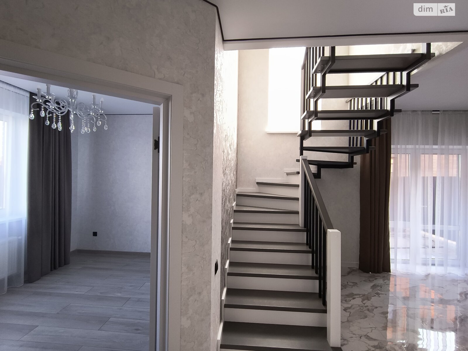 двоповерховий дуплекс, 90 кв. м, цегла. Продаж у Агрономічному фото 1