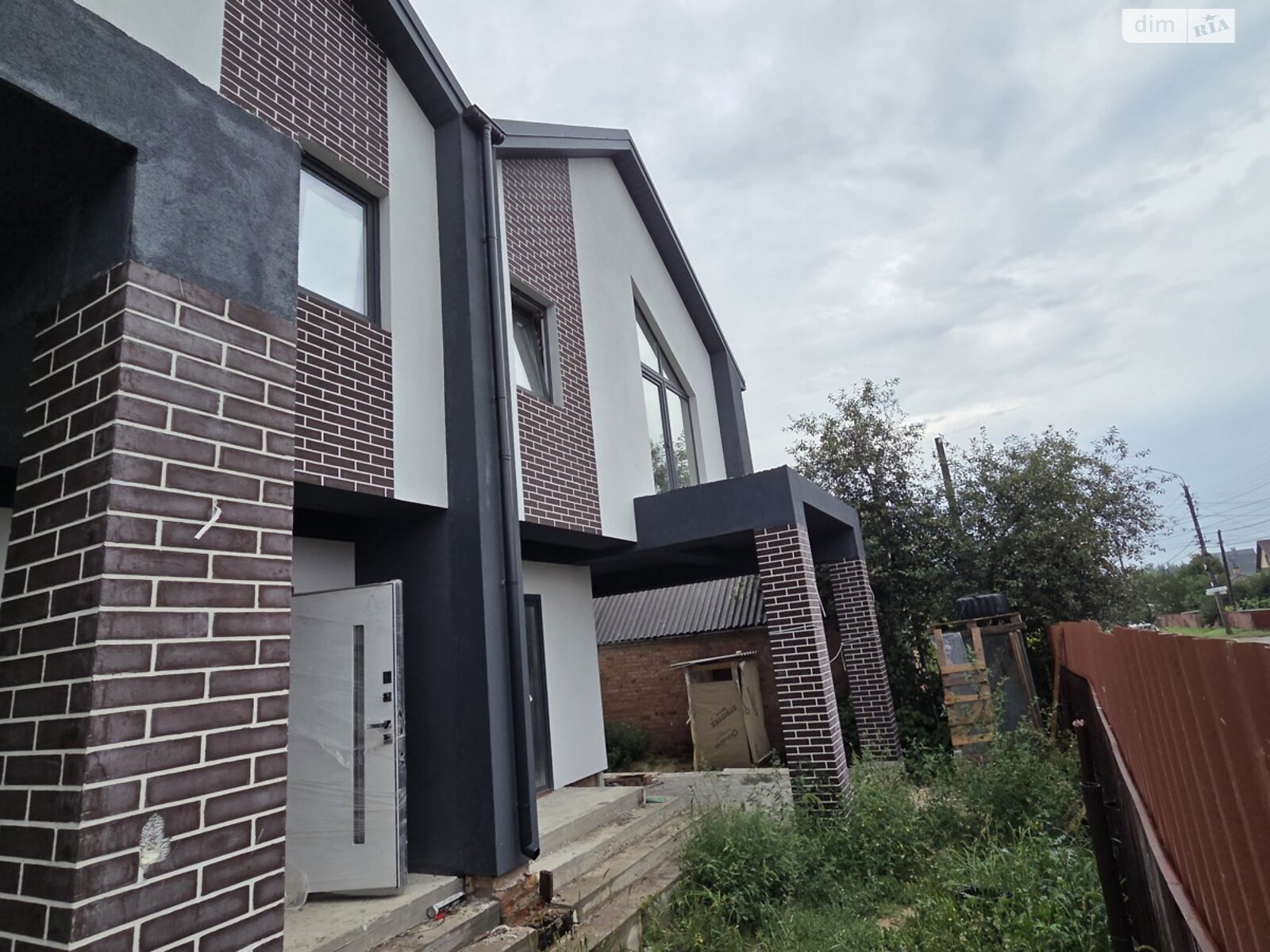 двухэтажный дуплекс, 145 кв. м, кирпич. Продажа в Виннице район Корея фото 1 двухэтажный дуплекс, 145 кв. м, кирпич. Продажа в Виннице район Корея фото 1