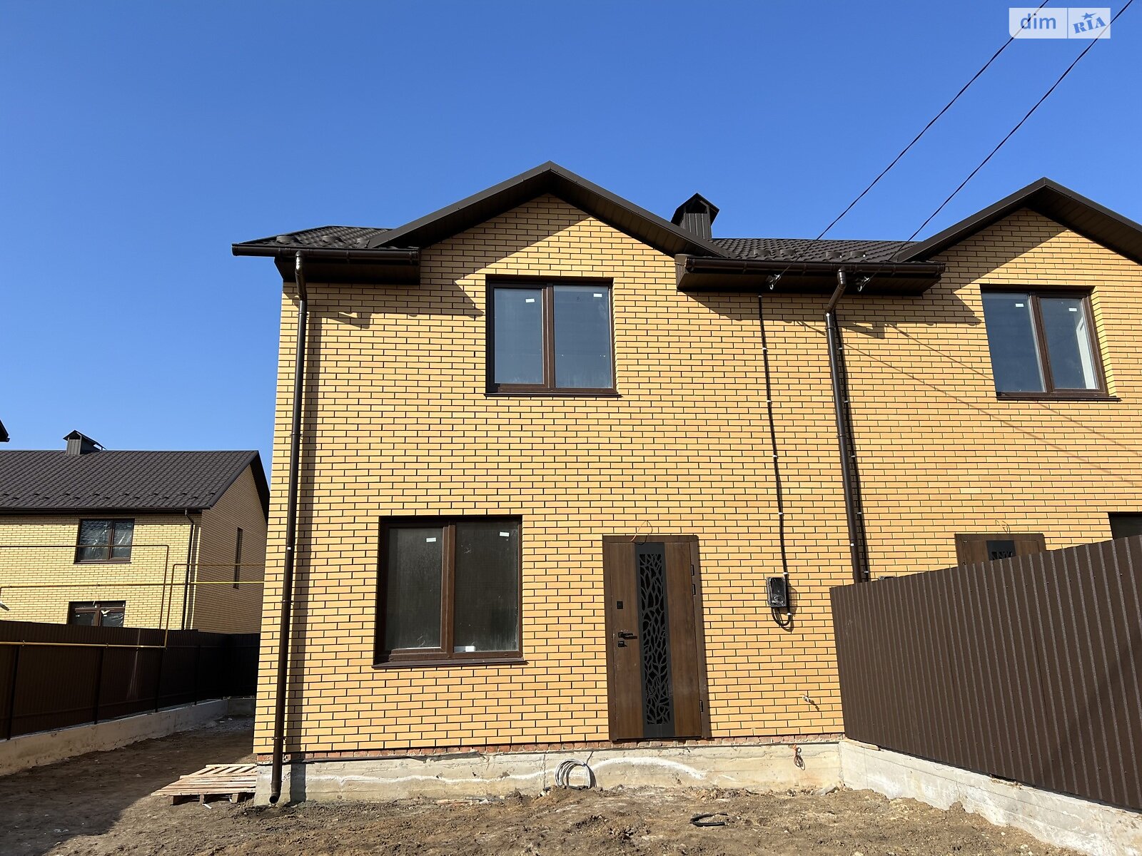двоповерховий дуплекс, 95 кв. м, кирпич. Продаж у Агрономічному фото 1 двоповерховий дуплекс, 95 кв. м, кирпич. Продаж у Агрономічному фото 1