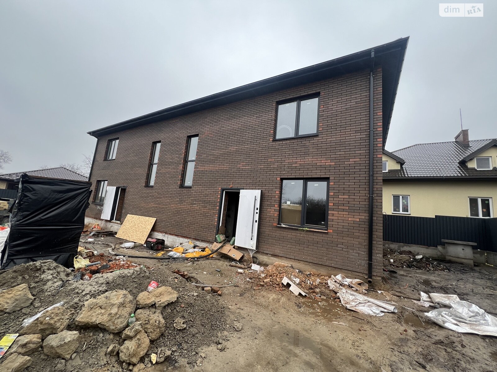 двухэтажный дуплекс, 105 кв. м, кирпич. Продажа в Винницких Хуторах фото 1