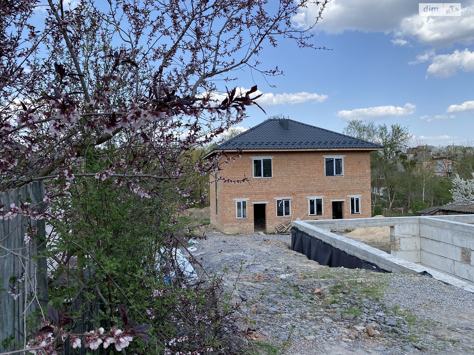 двоповерховий дуплекс, 100 кв. м, кирпич. Продаж в Вінниці, район П’ятничани фото 1 двоповерховий дуплекс, 100 кв. м, кирпич. Продаж в Вінниці, район П’ятничани фото 1
