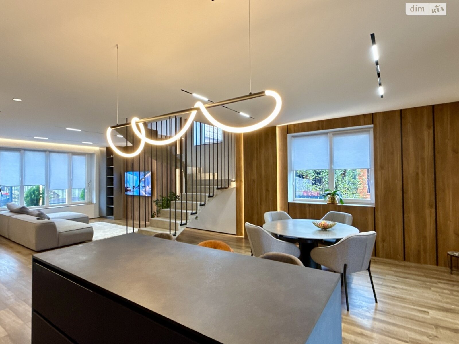 двухэтажный дуплекс, 220 кв. м, кирпич. Продажа в Виннице район Славянка фото 1