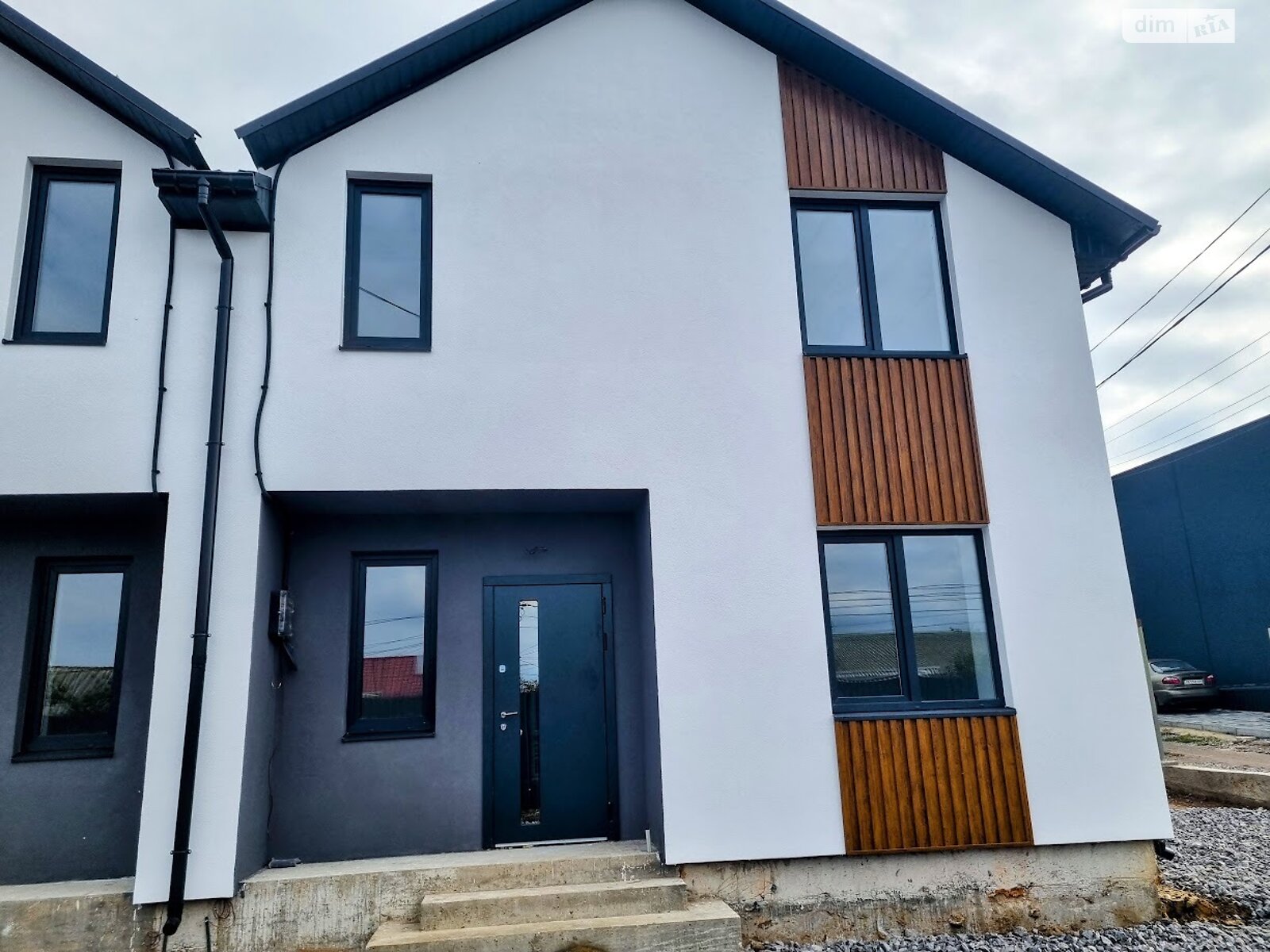 двухэтажный дуплекс, 100 кв. м, кирпич. Продажа в Виннице район Старый город фото 1 двухэтажный дуплекс, 100 кв. м, кирпич. Продажа в Виннице район Старый город фото 1