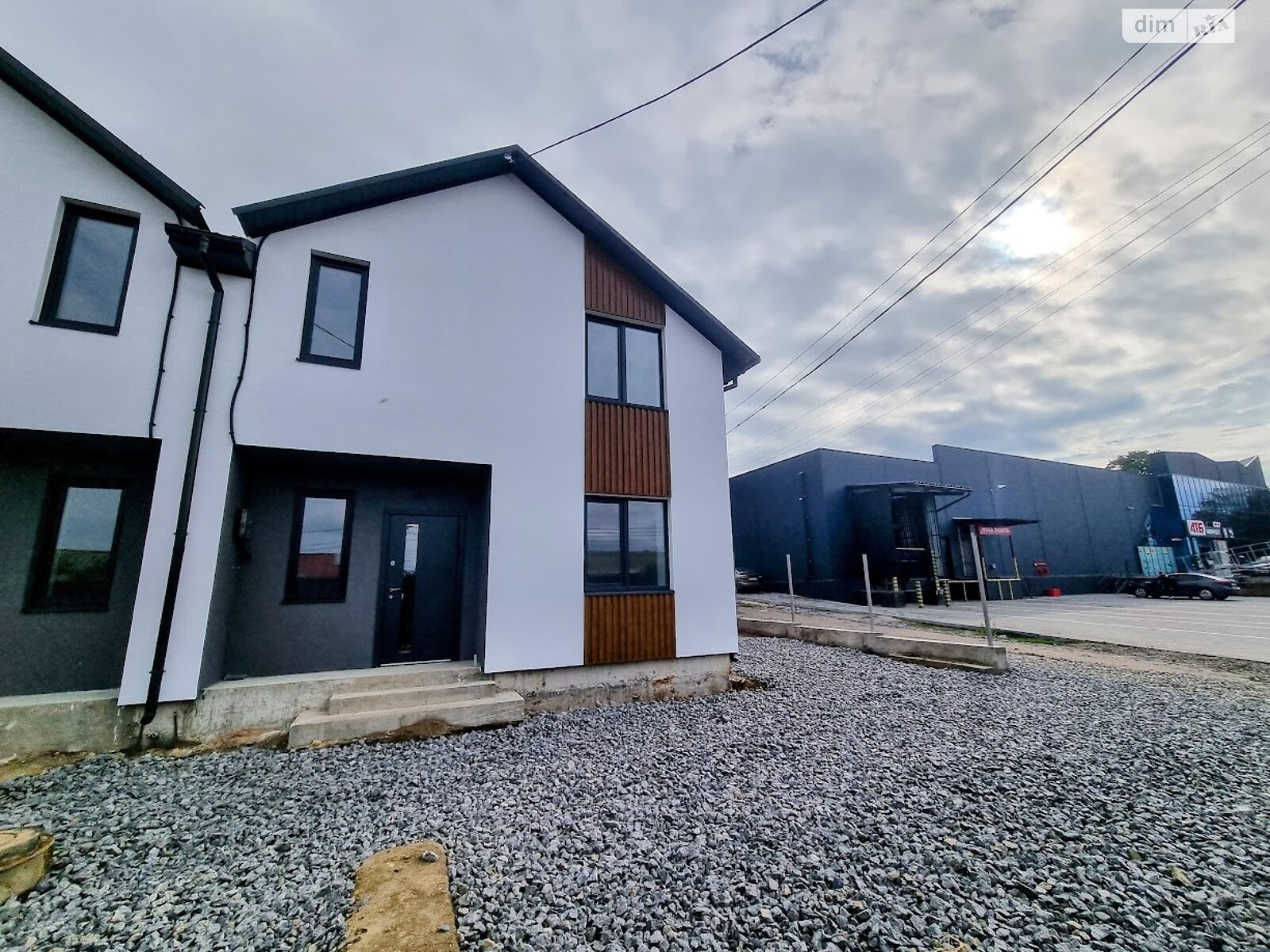 двухэтажный дуплекс, 100 кв. м, кирпич. Продажа в Виннице район Старый город фото 1 двухэтажный дуплекс, 100 кв. м, кирпич. Продажа в Виннице район Старый город фото 1