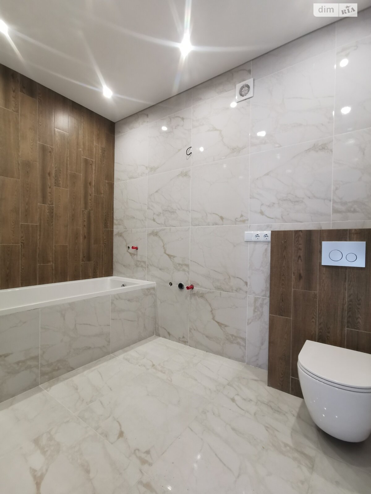 двоповерховий дуплекс, 120 кв. м, цегла. Продаж в Вінниці, район Старе місто фото 1 двоповерховий дуплекс, 120 кв. м, цегла. Продаж в Вінниці, район Старе місто фото 1
