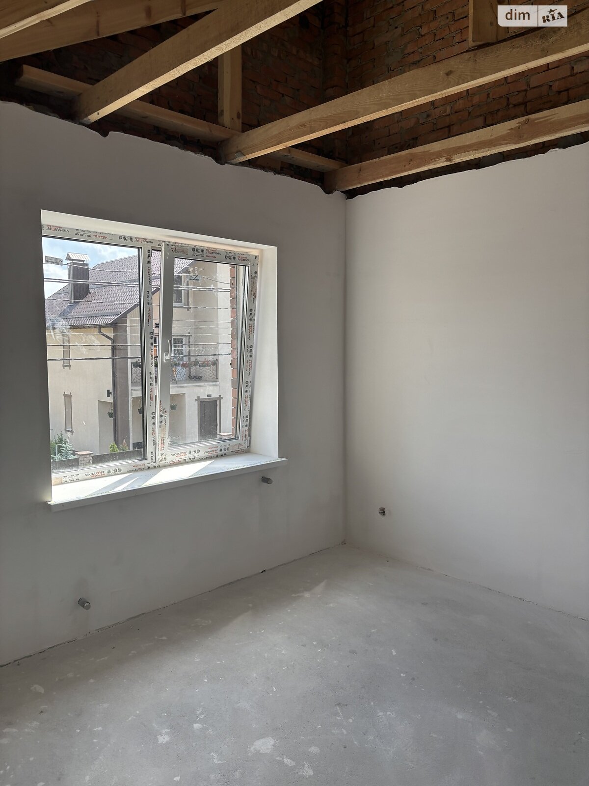 двухэтажный дуплекс, 105 кв. м, кирпич. Продажа в Виннице район Старый город фото 1 двухэтажный дуплекс, 105 кв. м, кирпич. Продажа в Виннице район Старый город фото 1