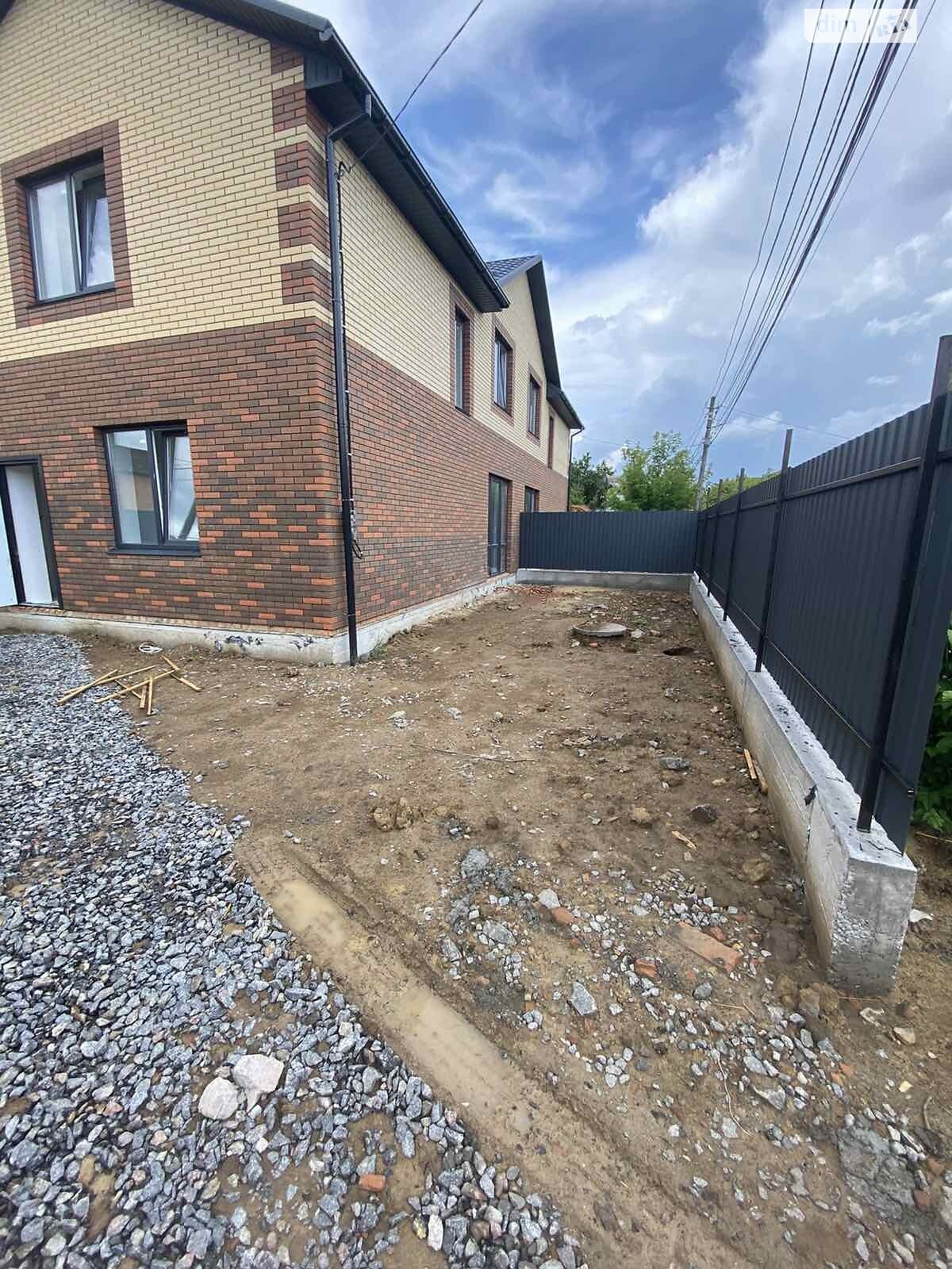 двухэтажный дуплекс, 105 кв. м, кирпич. Продажа в Виннице район Старый город фото 1 двухэтажный дуплекс, 105 кв. м, кирпич. Продажа в Виннице район Старый город фото 1