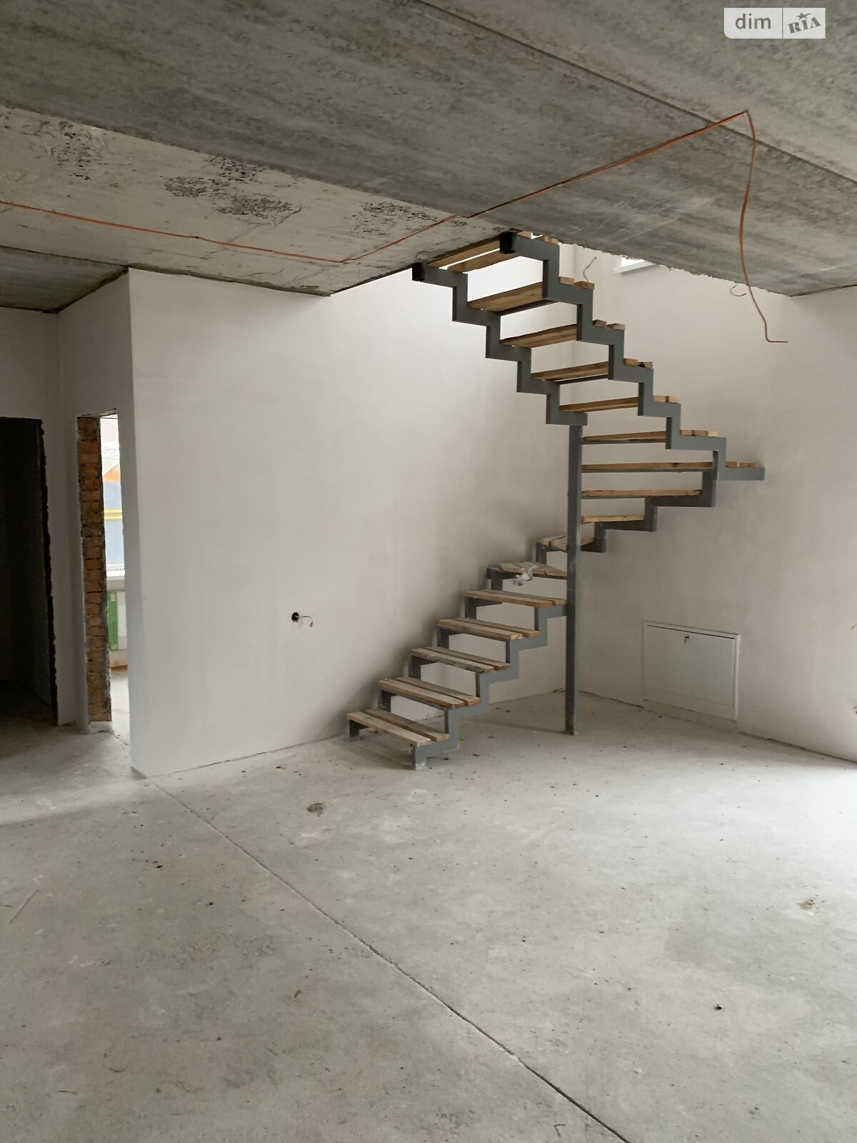 двухэтажный дуплекс, 105 кв. м, кирпич. Продажа в Виннице район Старый город фото 1 двухэтажный дуплекс, 105 кв. м, кирпич. Продажа в Виннице район Старый город фото 1