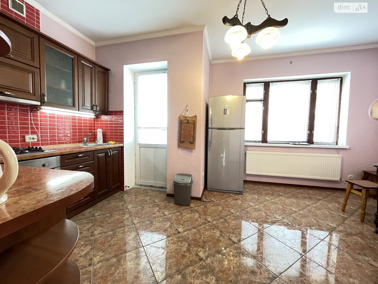 двухэтажный дуплекс, 242 кв. м, кирпич. Продажа в Виннице район Старый город фото 1 двухэтажный дуплекс, 242 кв. м, кирпич. Продажа в Виннице район Старый город фото 1