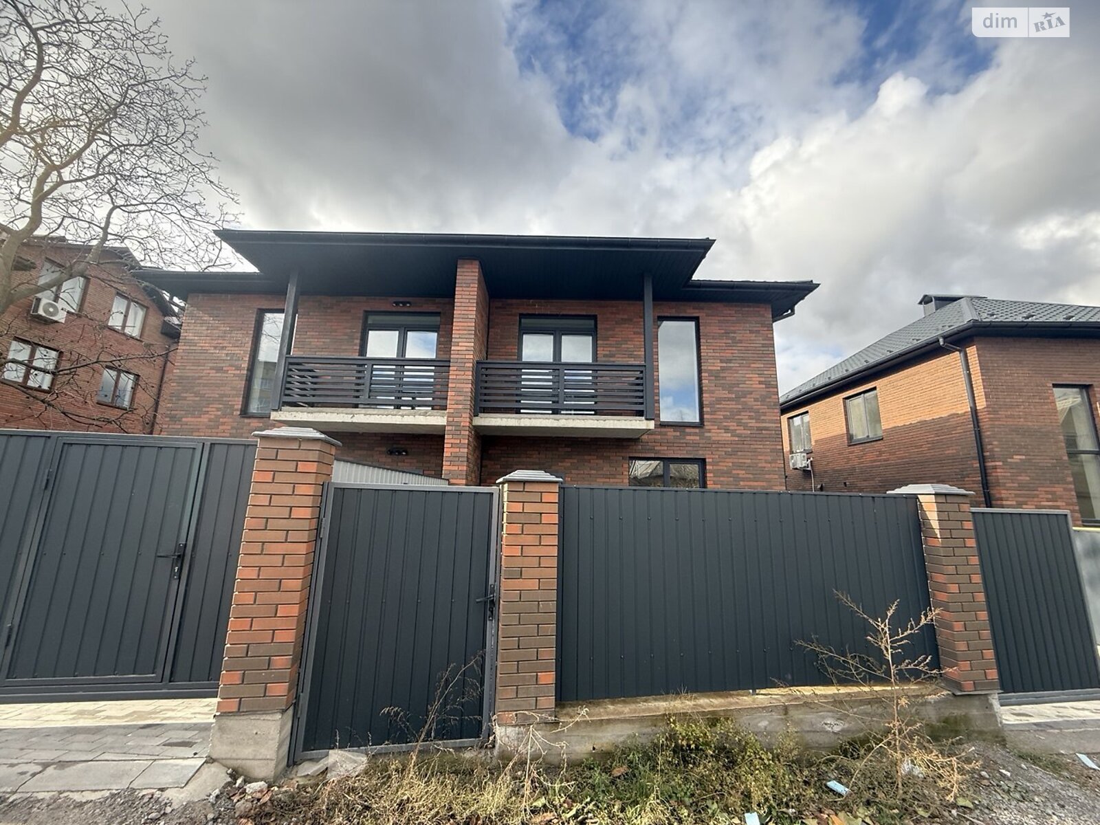 двоповерховий дуплекс, 110 кв. м, кирпич. Продаж в Вінниці, район Старе місто фото 1 двоповерховий дуплекс, 110 кв. м, кирпич. Продаж в Вінниці, район Старе місто фото 1