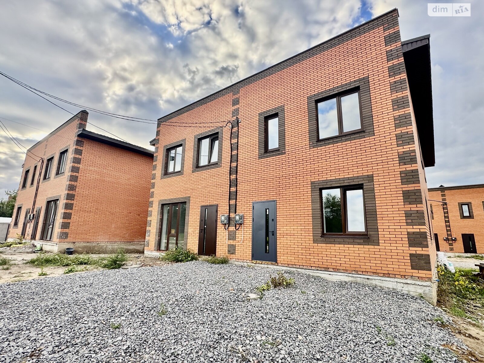 двухэтажный дуплекс, 70 кв. м, кирпич. Продажа в Винницких Хуторах фото 1