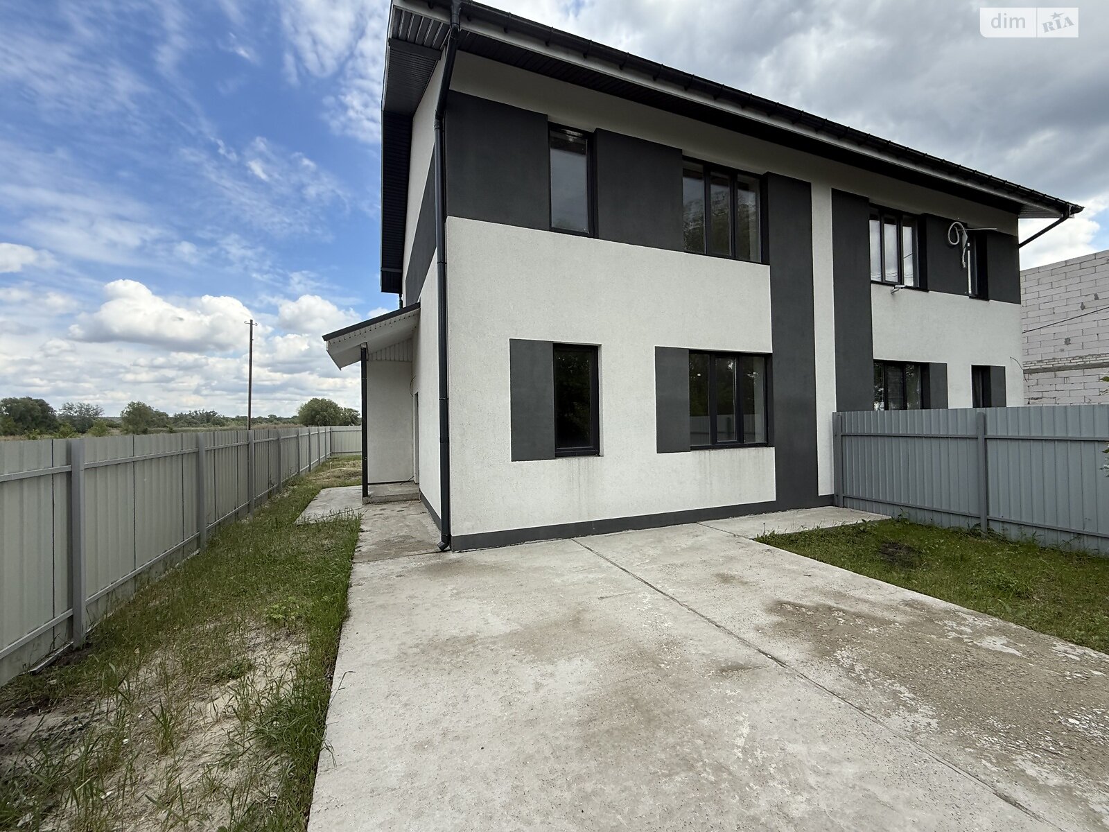 двухэтажный дуплекс, 96 кв. м, газобетон. Продажа в Вишенки фото 1 двухэтажный дуплекс, 96 кв. м, газобетон. Продажа в Вишенки фото 1