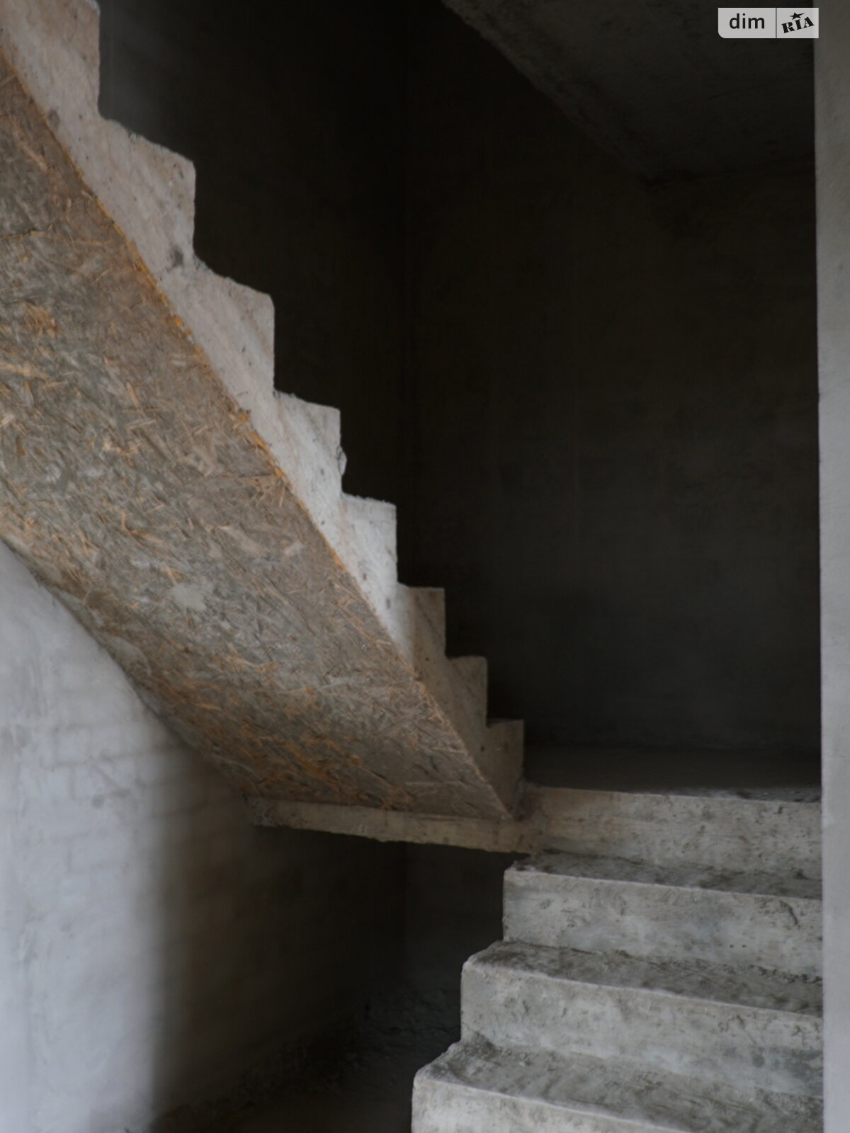 двоповерховий дуплекс, 150.4 кв. м, кирпич. Продаж в Вовчинцю фото 1 двоповерховий дуплекс, 150.4 кв. м, кирпич. Продаж в Вовчинцю фото 1