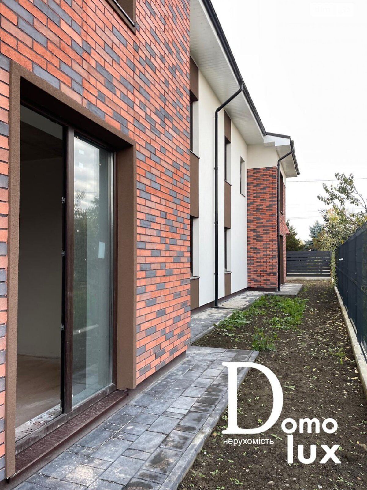 двоповерховий дуплекс, 138 кв. м, цегла. Продаж у Вовчинцю фото 1 двоповерховий дуплекс, 138 кв. м, цегла. Продаж у Вовчинцю фото 1