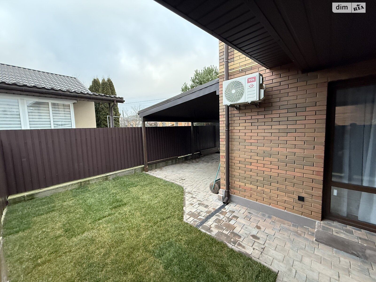 двоповерховий дуплекс, 90 кв. м, кирпич. Продаж у Якушинцях фото 1 двоповерховий дуплекс, 90 кв. м, кирпич. Продаж у Якушинцях фото 1